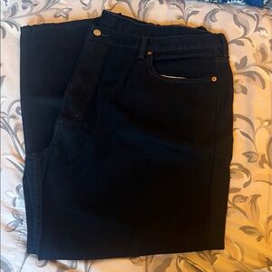 SC - Levi's Black Denim Relaxed Jeans